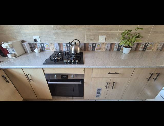 2 BEDROOM APARTMENT FOR SALE IN HALFWAY GARDENS